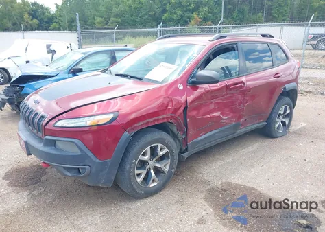2015 Jeep Cherokee Trailhawk from USA, damaged, VIN 1C4PJMBS6FW746444